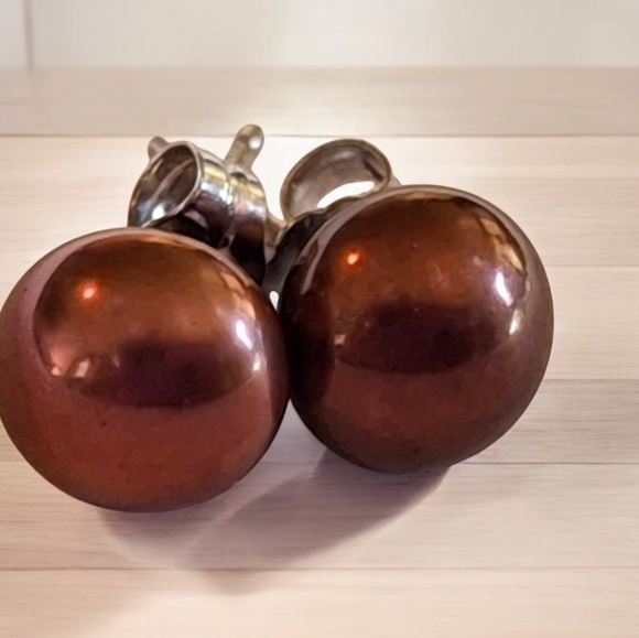 Vintage 925 Sterling Silver Freshwater Chocolate Pearl Stud Earrings weigh 1.2g - Picture 2 of 15